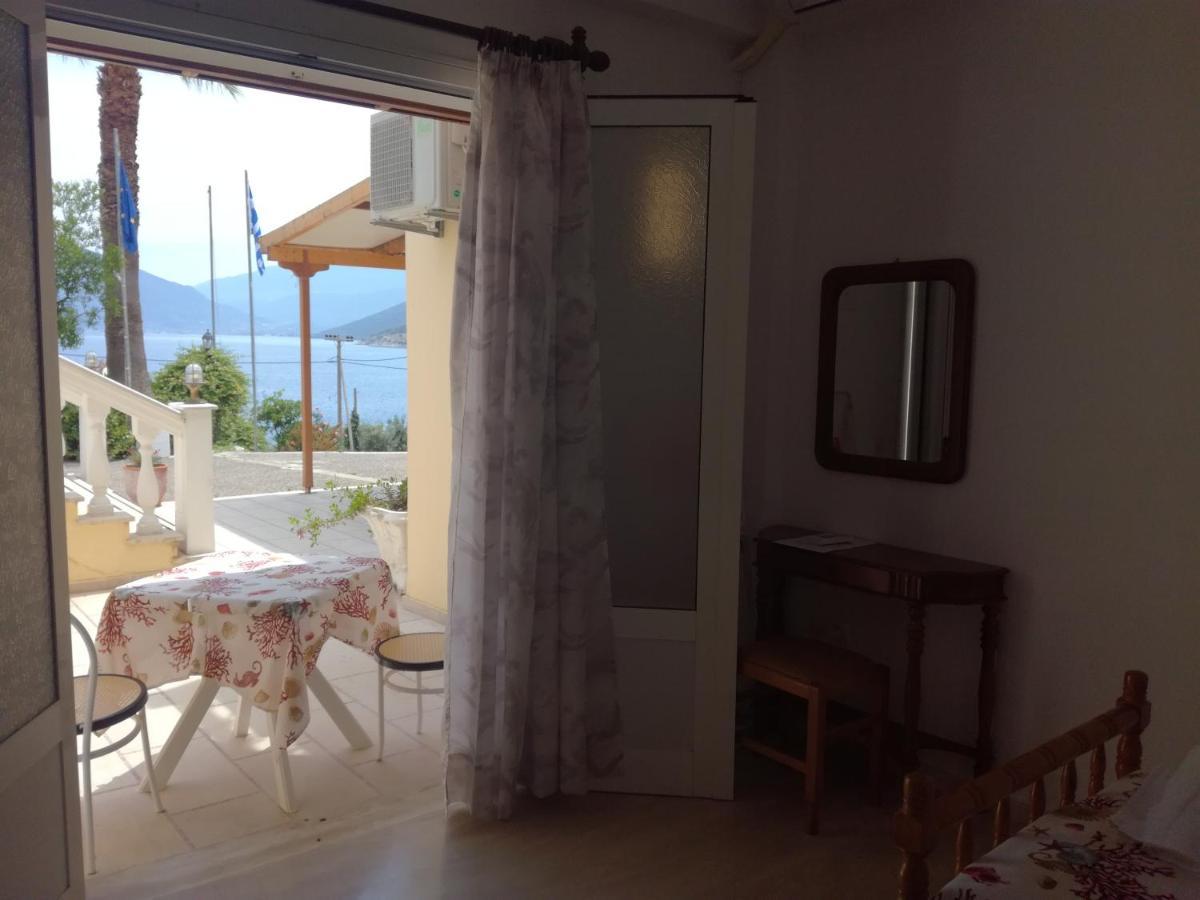 Gonatas Hotel Agia Efimia Ngoại thất bức ảnh