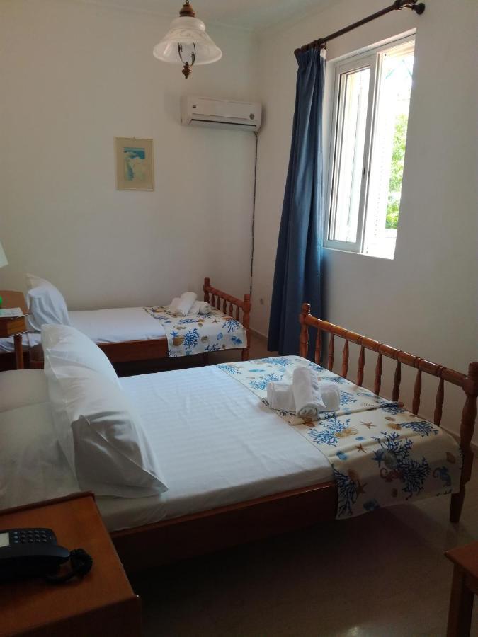 Gonatas Hotel Agia Efimia Ngoại thất bức ảnh