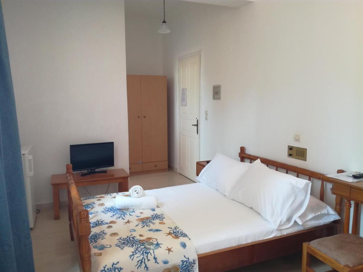 Gonatas Hotel Agia Efimia Ngoại thất bức ảnh