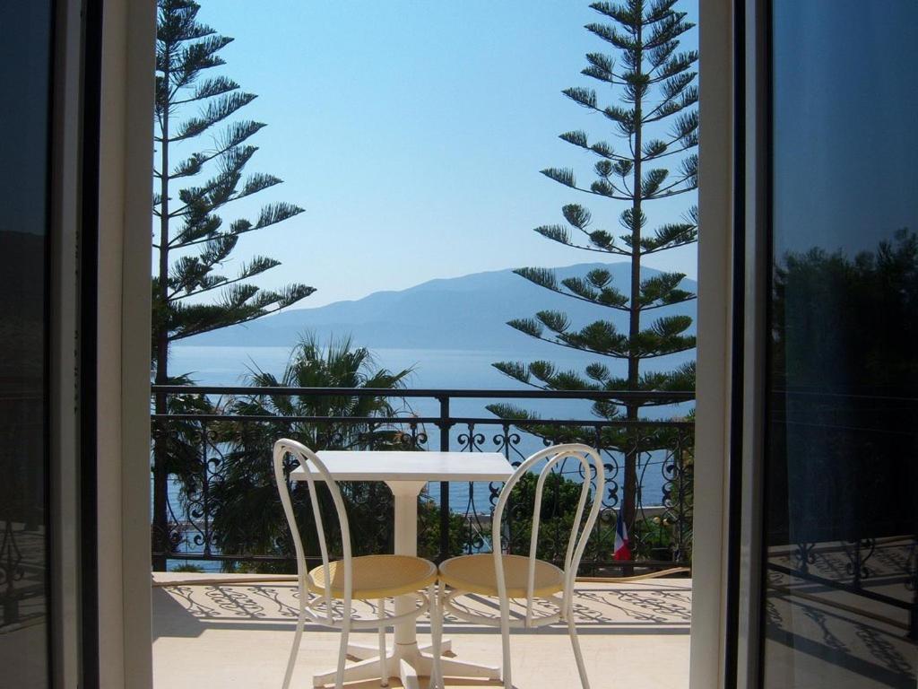 Gonatas Hotel Agia Efimia Ngoại thất bức ảnh