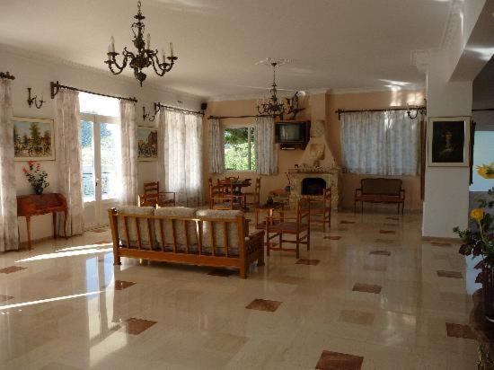 Gonatas Hotel Agia Efimia Ngoại thất bức ảnh
